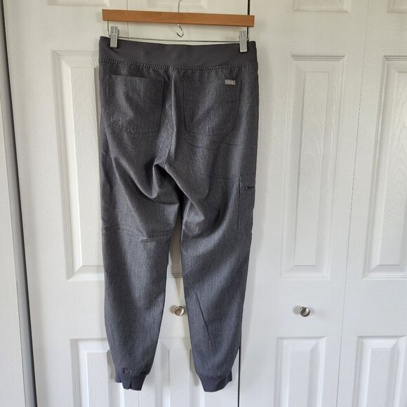 Figs Technical Collection Gray Jogger Scrub Pants - Picture 8 of 9